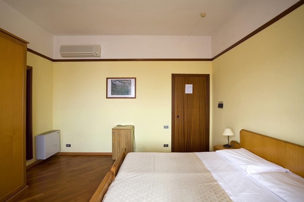 Hotel Vittoria Sapri Ruang foto